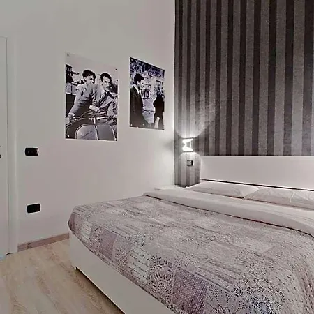 New House 2 Couette-café Rome