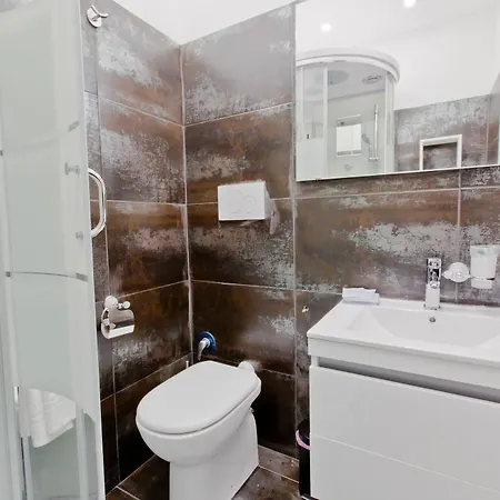 Oda ve Kahvaltı New House 2 Roma