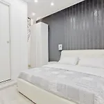 新罗马之家2号旅馆 3*
