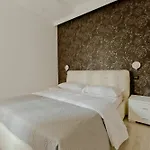 新罗马之家2号旅馆 3*
