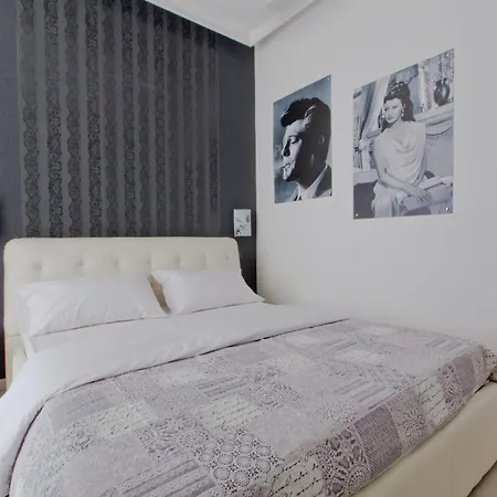New House 2 فندق مبيت وإفطار روما